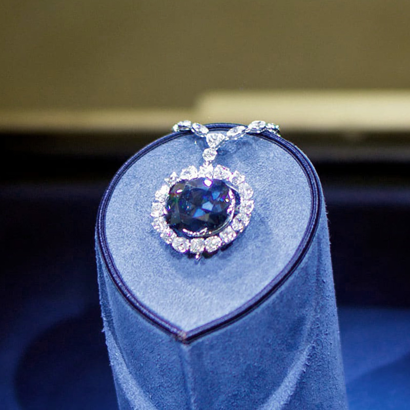 Kim cương xanh dương - Khám phá vẻ đẹp hiếm có và độc nhất 6 Viên kim cương xanh The Hope - 45.52 carat