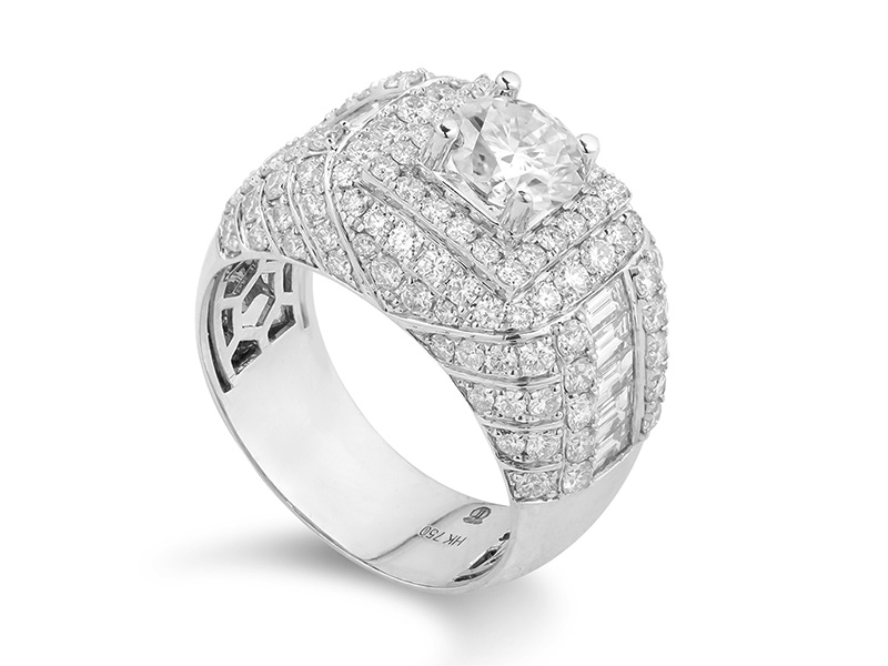 Nhẫn kim cương 200 triệu cho phái mạnh